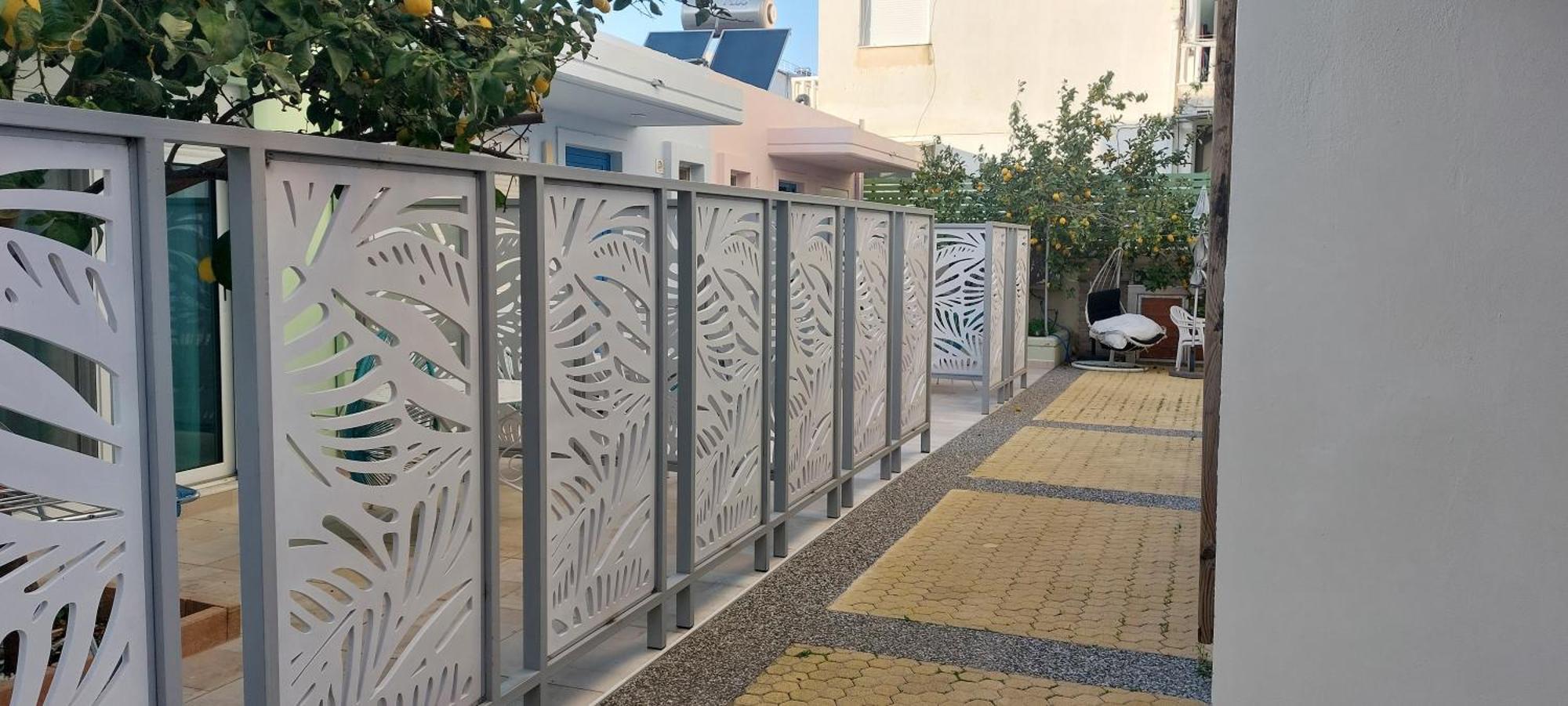 The Sky Yard Eclectic Studios Rhodes City Exterior photo